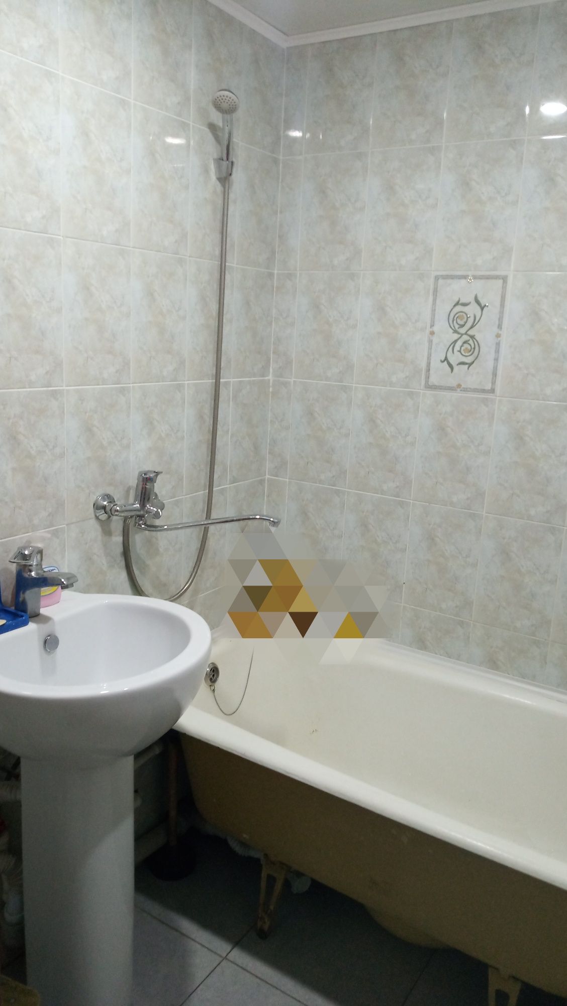 Продается 2х комн, 168квартал