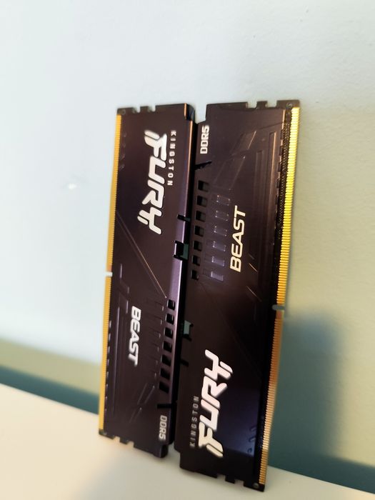 16GB RAM Kingston Fury