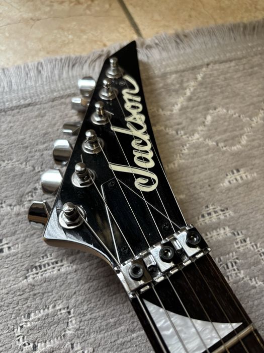 Китара: Jackson RX10D