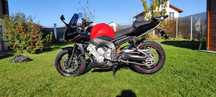 Urgent vand Yahama FZ1 Fazer 2009