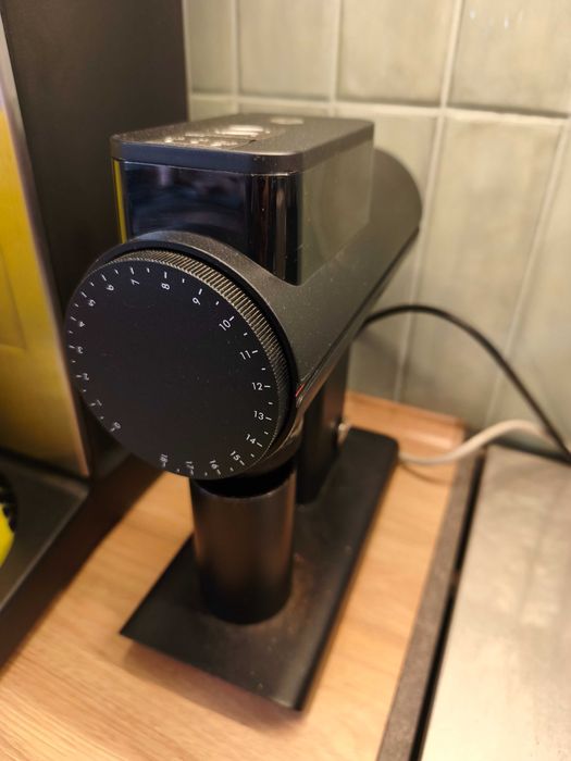 Профессиональная кофемолка для кофейни Timemore Sculptor 078