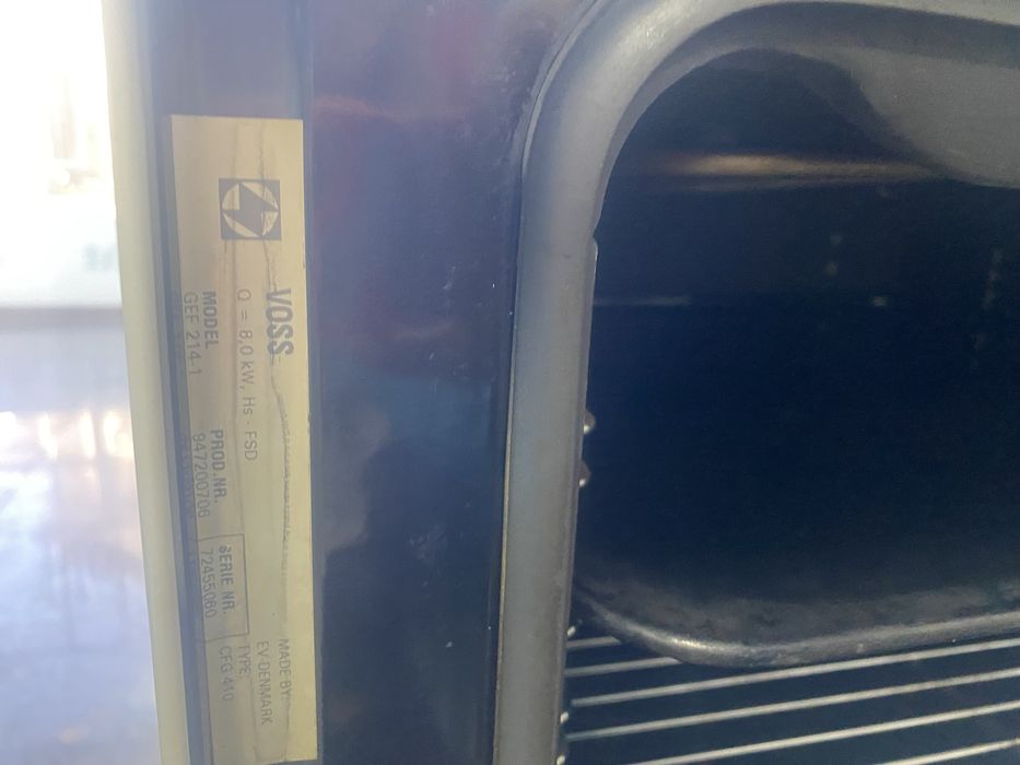 Печка Voss комбинирана - ток , газ