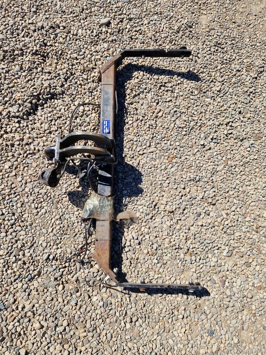 Cârlig remorcare Skoda Yeti 2015