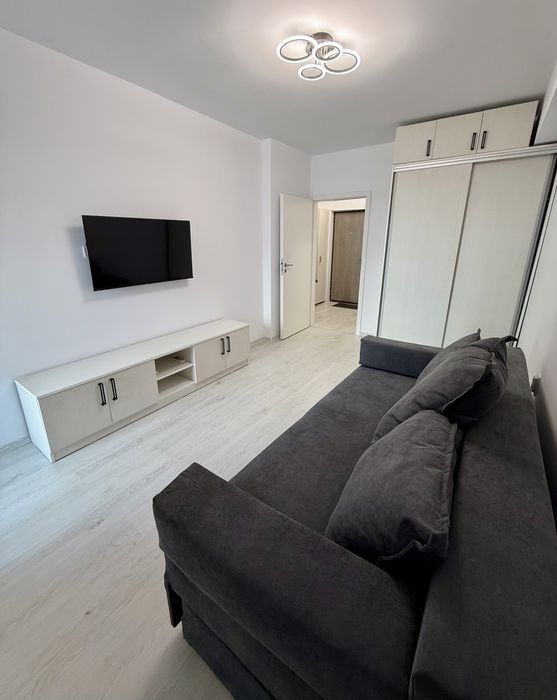 Studio de vanzare