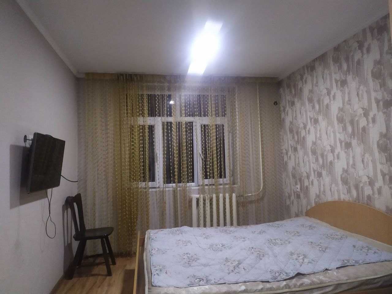 320 уе Сдается 1\2\4 Экобазар, метро БИЙ. Парковка без проблем.