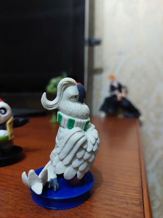 Попугай из мультика Рио 2