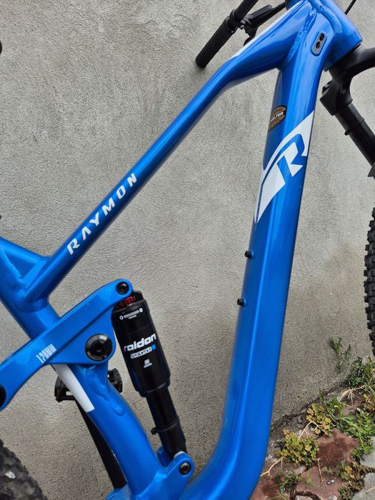 full suspensie Raymon 2025 roți 29 ca nouă