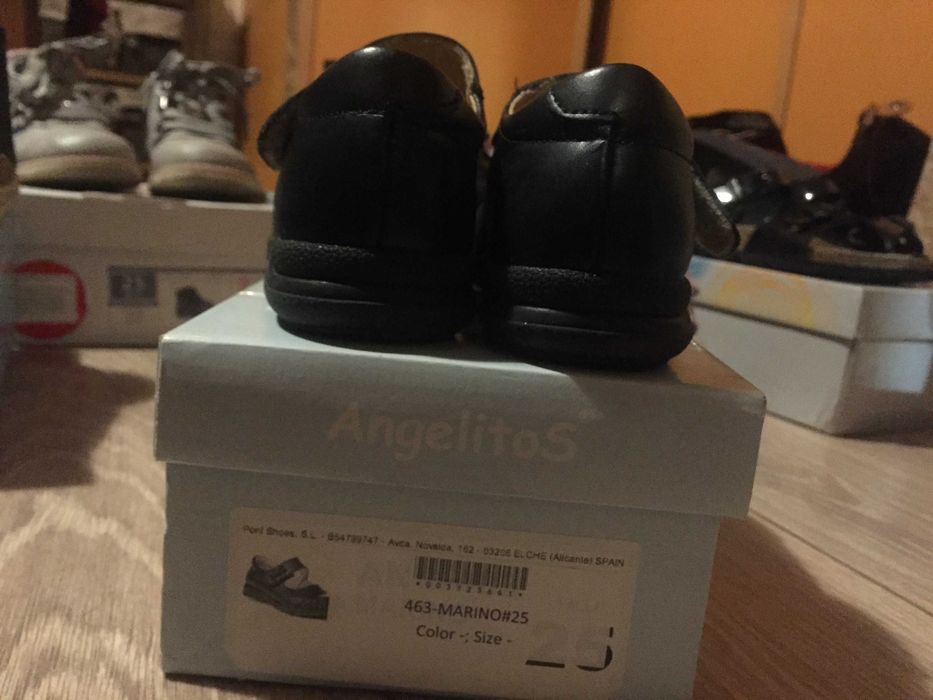Детски обувки Benetton и Angelitos 25 номер, 16 см.