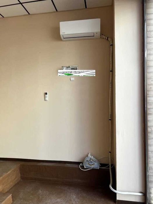 Дава се под наем Магазин в Пловдив, Център - 24 кв.м за 382.5 € - Снимка #3