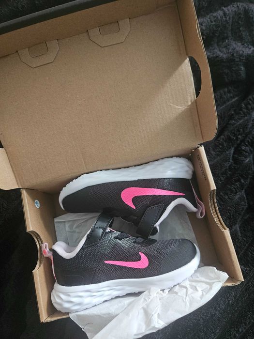 Нови маратонки nike 23,5/13см