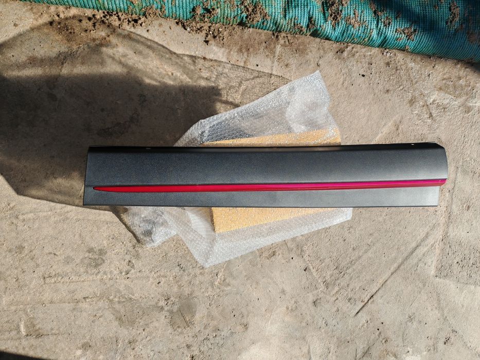 Молдинг на Omoda C5