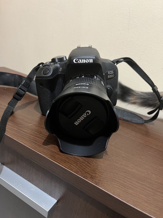 Фотоапарат Canon 800d