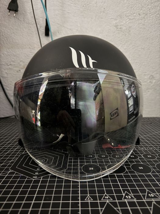 Casca moto model MT Helmets marime L 59-60 cm