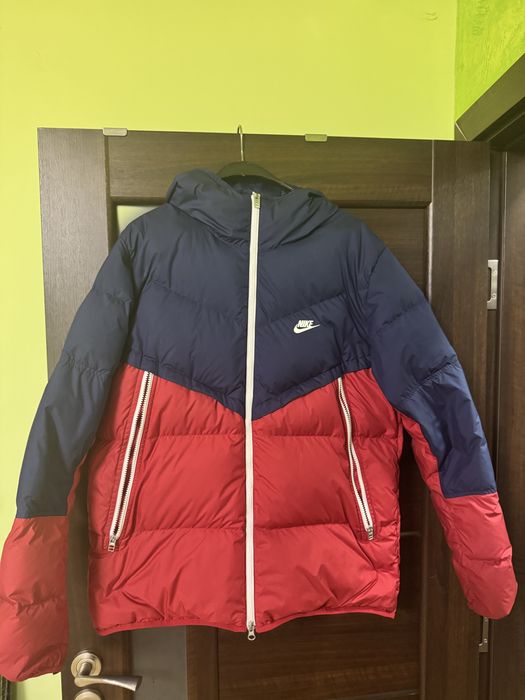 Продавам Nike яке