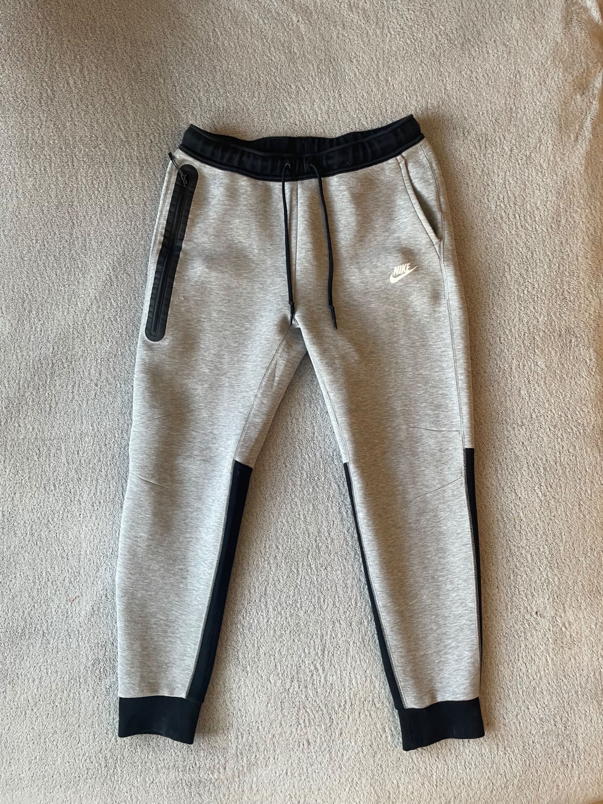 Nike tech fleece