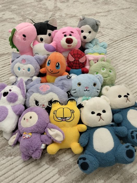 Продаю игрушки каждая по 500 тенге качественные.