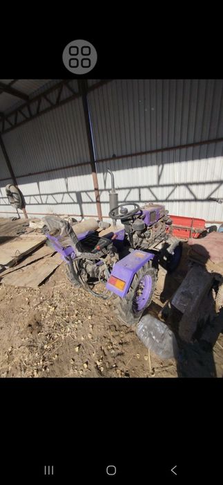 Мини трактор сотилади янги жаткаси билан бирга