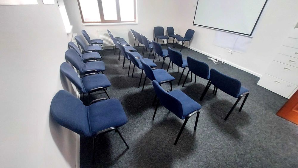 Vand set scaune de conferinta 39 bucati