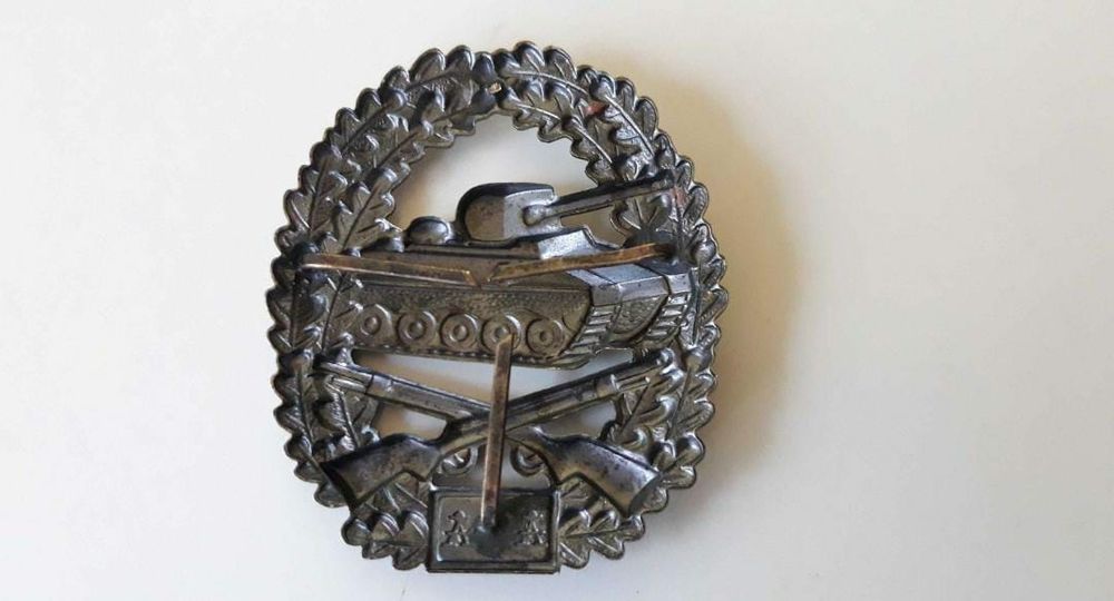 2 Insigne Armata Germana Tanchisti