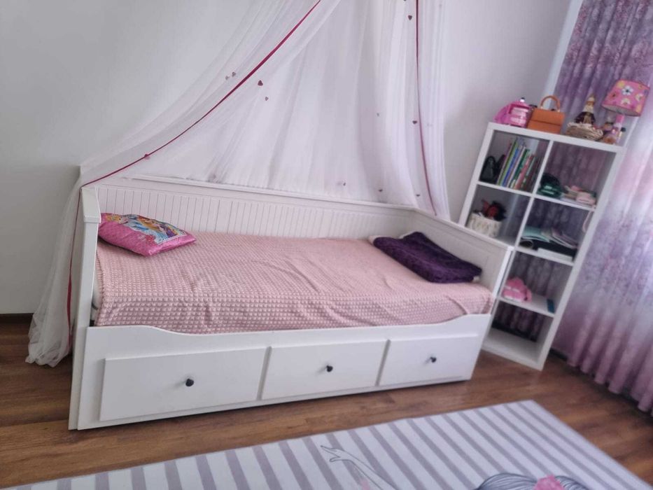 продам кровать IKEA в хорошем состоянии
