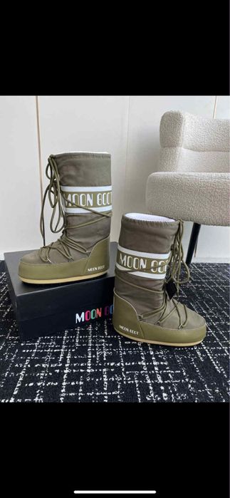 Vand diferite modele de ugg uri si moon boots!!