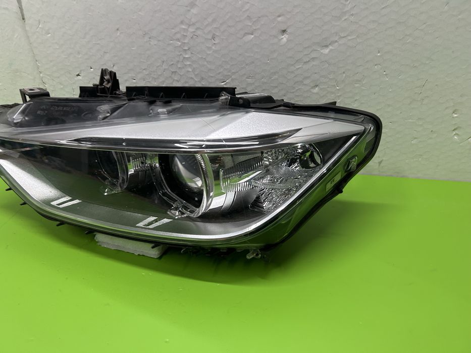 Far bmw F30 F31 seria 3 bi xenon adaptiv stanga 2012-2015