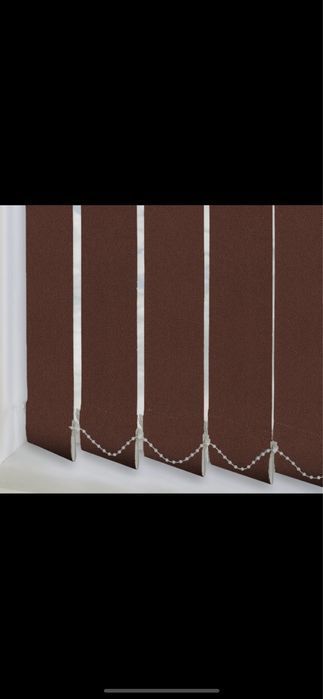 Storuri, rolete, jaluzele verticale, jaluzele orizontale. Roman shades