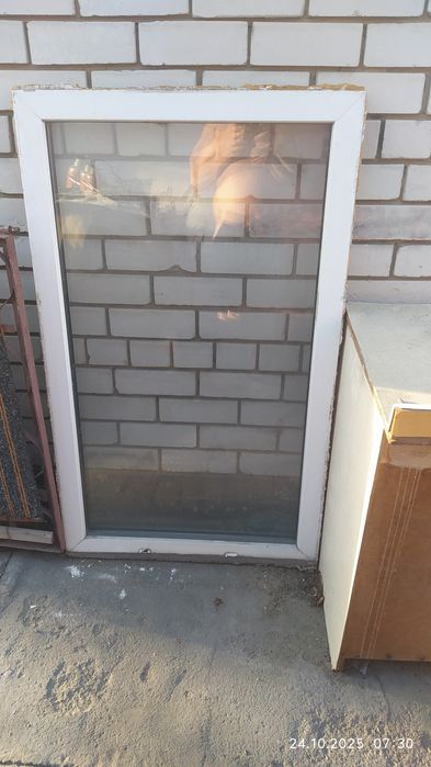 Продам окно глухое пластиковое
