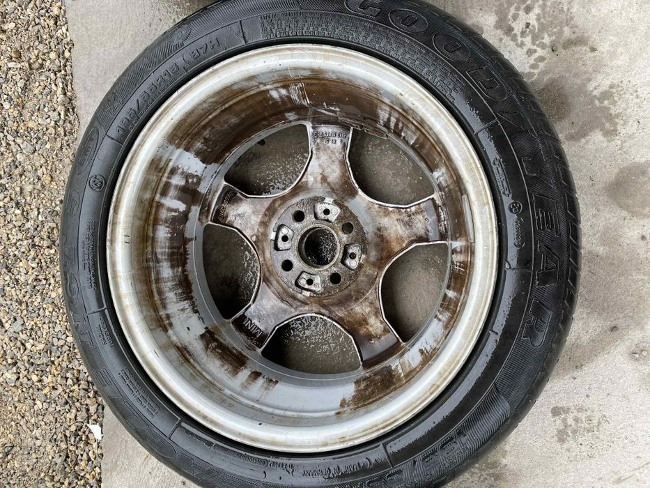 Продавам гуми за мини купър 195/95/16