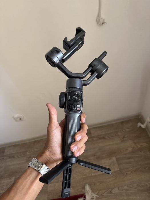 продается стабилизатор smooth zhiyun 5