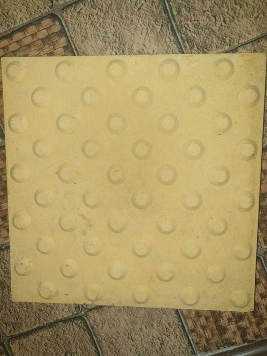 Тактильный плитки ПВХ ,ТП резина ,ТП ТПУ, ТП полуриз,ТП бетон 300*300