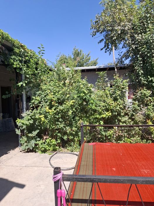 Уй сотилади ер хисобида