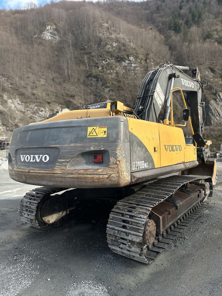 Excavator Volvo EC290