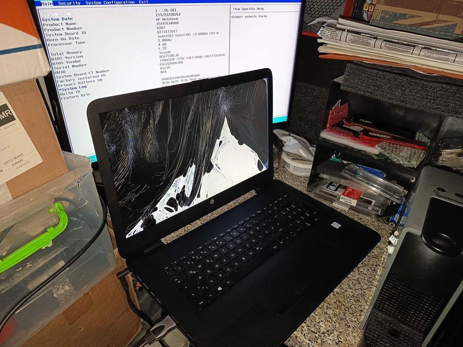 Laptop HP Pavilion 17, Core i3 6006u, 4gb ddr4, HD Graphics 520 1gb