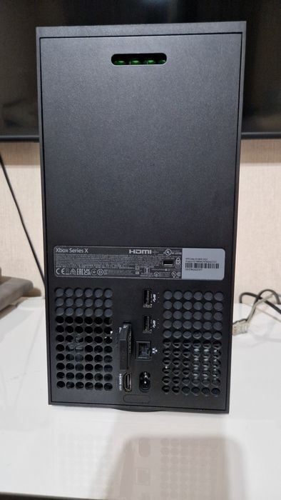 Xbox series X  + 2 геймпада + Game Pass Ultimate