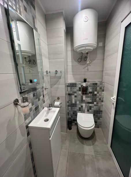 Дава се под наем Тристаен апартамент в София, Дружба 2 - 68 кв.м за 900 € - Снимка #8