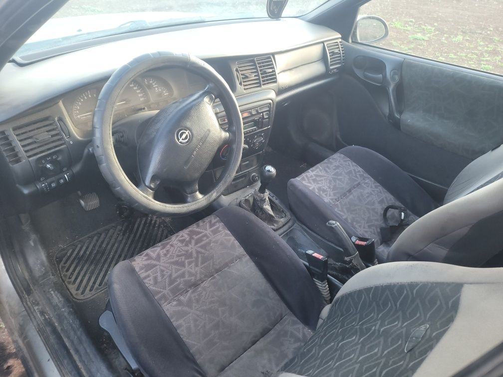 Вектра б 1.6 16в на части/vektra b 1.6 16v na chasti