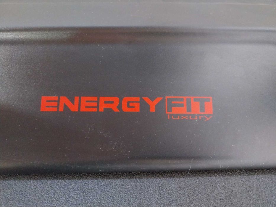 Бягаща пътека чисто нова