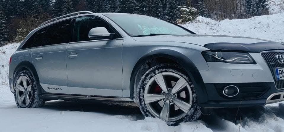 Vând/Schimb (preferențial cu altele R17) jante originale Audi
