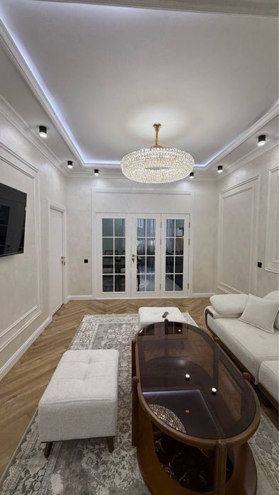 Продается 2 ком. Квартира на 2 этаже площадью 60 кв.м. В Багишамале