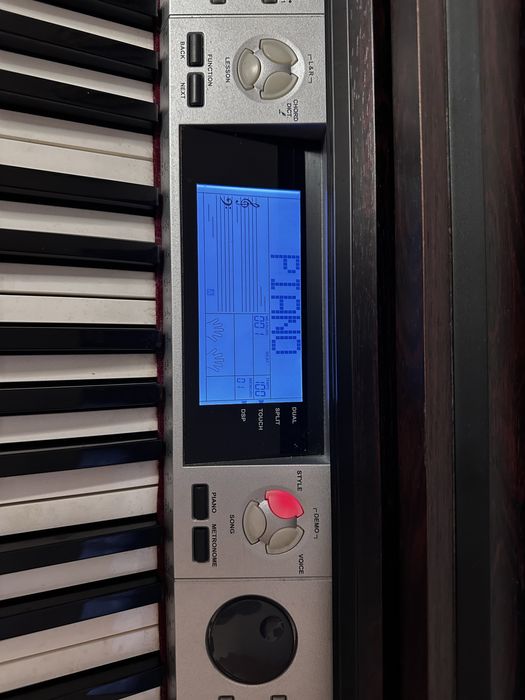 Vând pian Thomann DP85