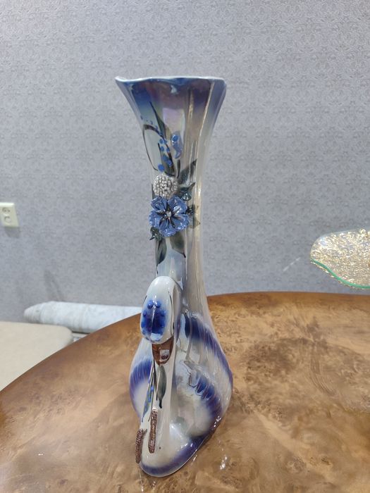 Ваза лебедь, фарфор, советская