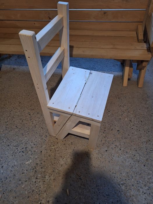 Scaun/Taburet 2 în 1 din Lemn Masiv -  Se transformă în Scară/Etajera!