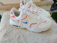 Маратонки найк NIKE