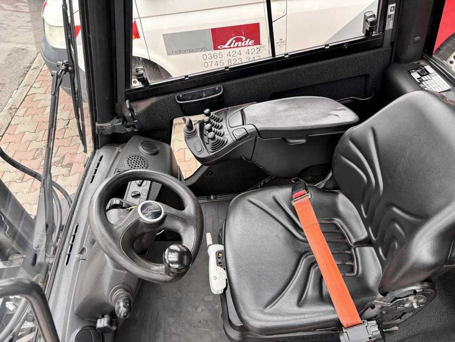 Stivuitor - Motostivuitor Linde H35T-02 An fabricație 2019