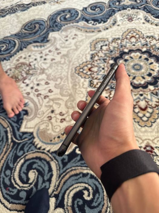 Iphone 11 yaxshi holatda