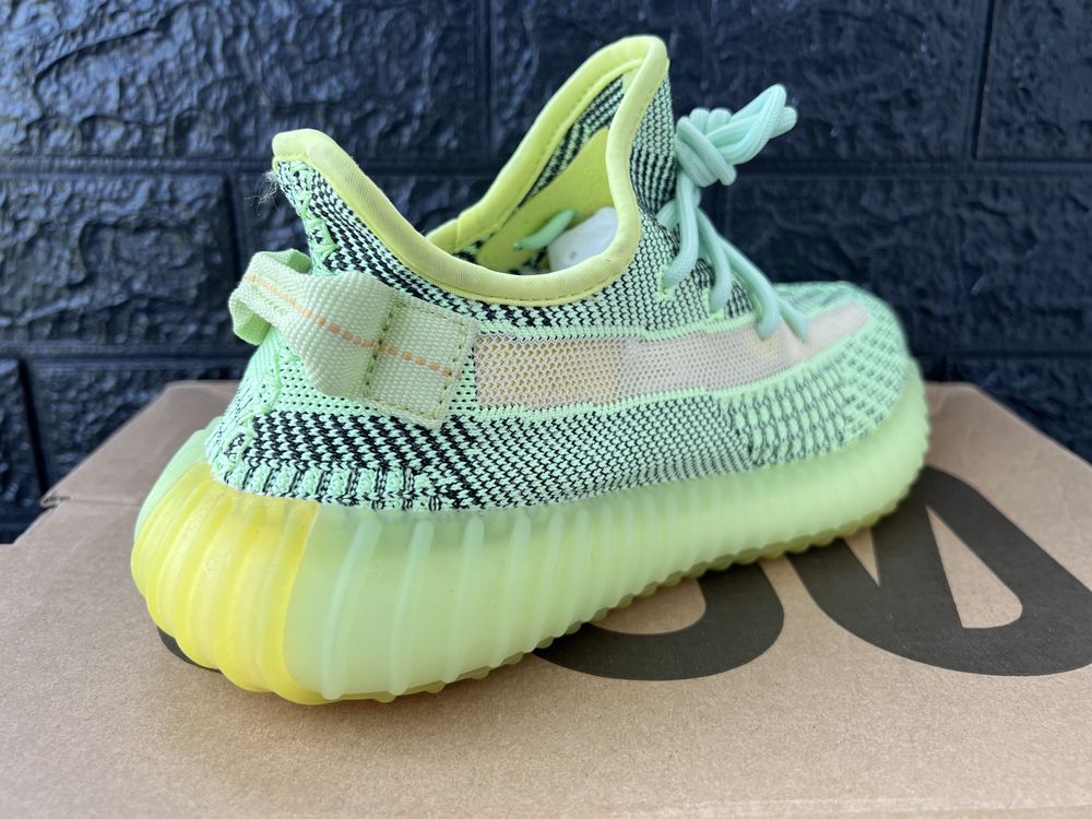 Yeezy 359 v2 Yeezreel Reflective 40