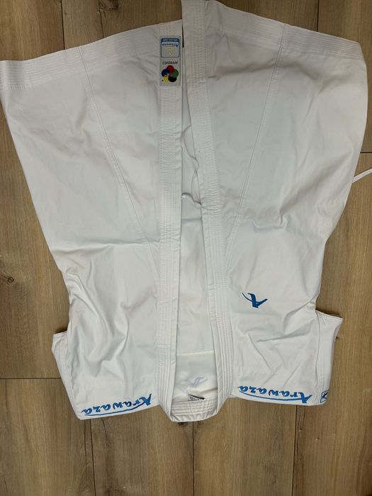 продаю кимано араваза для ката и поясе нагаши