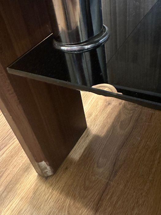 Холна стъклена маса