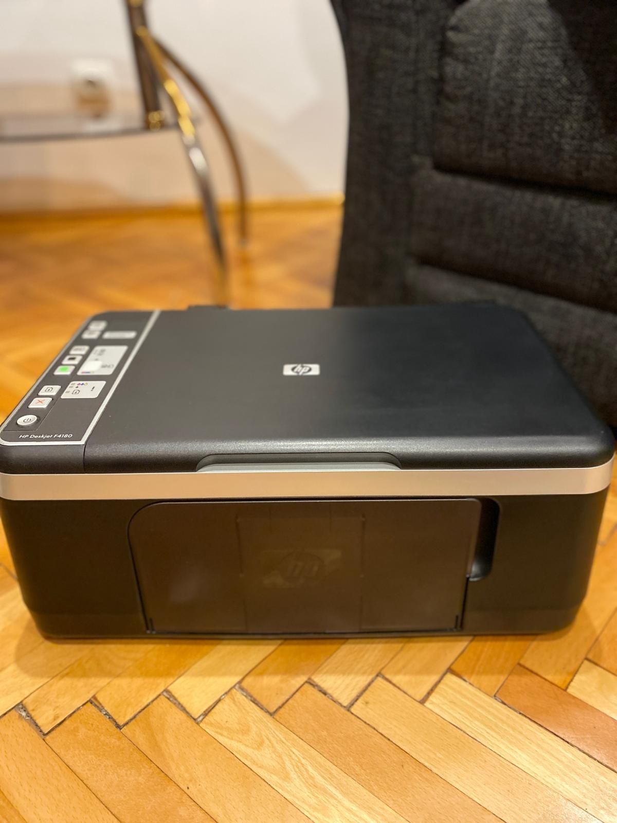 Imprimanta HP deskjet F4180
